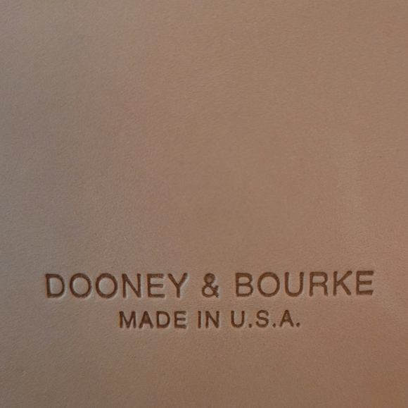 Dooney and Bourke Small  zip zip  Satchel  made  in  USA 🇺🇸 - Picture 7 of 16